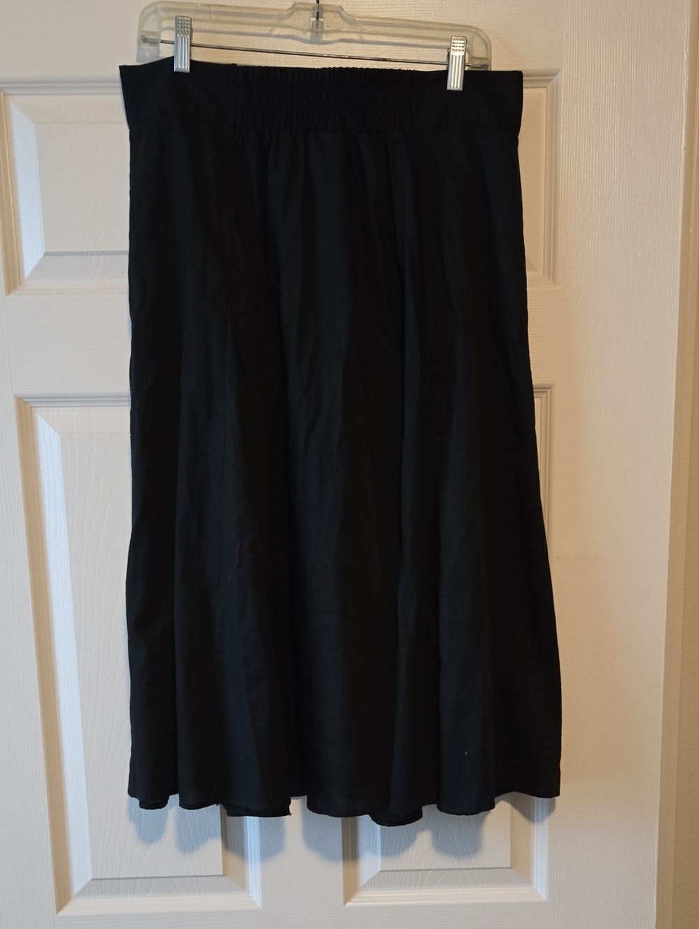 Universal Threas Classic Black Button-Front Women's Midi Skirt - Picture 5 of 5